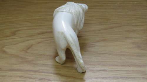 Beautiful Antique Ivory-Coloured Hand Carved Lion Figure L: 11,5 cm