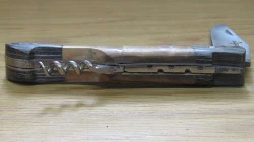 Wonderful Vintage Laguiole Olive Wood Handle Pocket Knife Made in France L: 12 cm