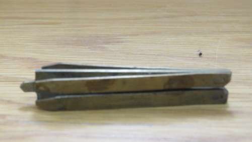 Beautiful Vintage Brass Engraved Chinese Lock With Keys L: 8,5 cm