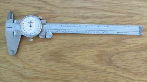 Vintage Mitutoyo Model No. 505-626 001` Dial Caliper 6 Inch (15cm) in Original Case. Made in Japan.