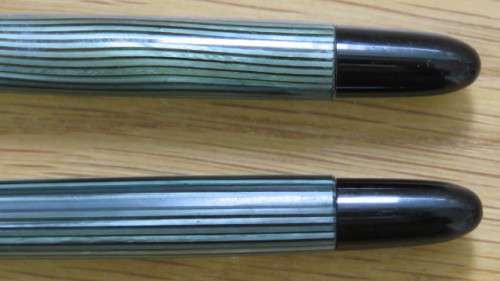 Two Superb Vintage 1950`s Pelikan 400 Fountain Pens With 14K Gold Nibs L: 13,2 cm