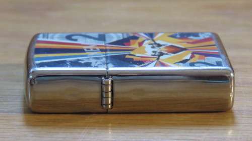 Fantastic Vintage `The Years Re-Mixed` Zippo Lighter SOLD AS IS 3,7 x 5,7 x 1,7 cm