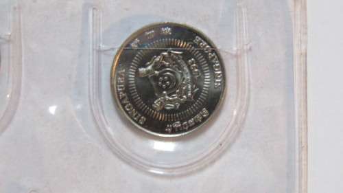 Singapore and Malaysia Uncirculated Coin and Stamp Set in Plastic Wallet Details in Description