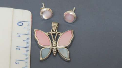 Vintage Sterling Silver Colour Mother of Pearl Butterfly Pendant and Round Stud Earrings 7.6 g