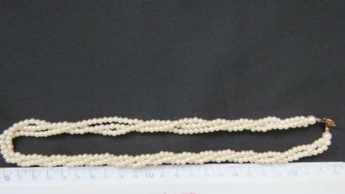 Vintage Long Faux Pearl Lariat Necklace/Twisted Faux Pearl Necklace and Brooch See Description