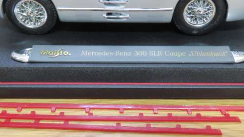 Vintage Boxed Maisto `Premiere Edition` #36898 Mercedes-Benz 300 SLR Coupe `Unlenhaut` Scale 1:18