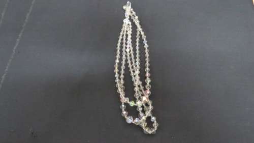Beautiful Vintage Triple String Cut Glass Beaded Necklace With Extender Chain L: 23 cm