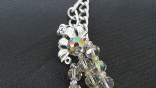 Beautiful Vintage Triple String Cut Glass Beaded Necklace With Extender Chain L: 23 cm