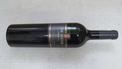 Sealed 750ml Bottle of De Meye 2002 Trutina