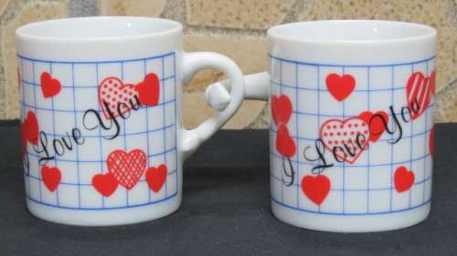 Lovely Vintage Set of Two `I Love You` Porcelain Mugs Handles Interlink Made in Japan H: 6,3 cm