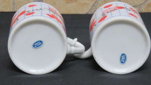 Lovely Vintage Set of Two `I Love You` Porcelain Mugs Handles Interlink Made in Japan H: 6,3 cm