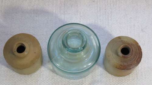 Stunning Vintage Glass Jar/Two Stoneware `Pork Pie` Short Style Ink Pots