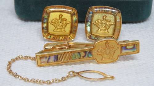 Collection of Four Boxed Vintage Cufflinks/Tie Clip Sets Details in Description