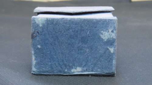 Stunning Vintage Boxed Crystal Glass 3D Laser Etched Angel and Cross Cube Paperweight 3 x 3 x 4,5 cm