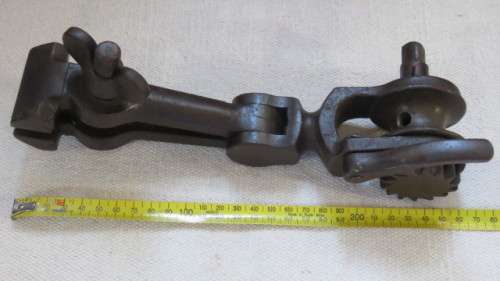 Vintage Vice With Wrench L: 25 cm