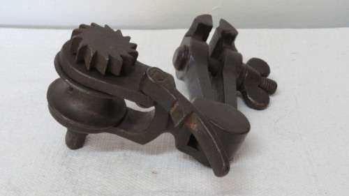 Vintage Vice With Wrench L: 25 cm