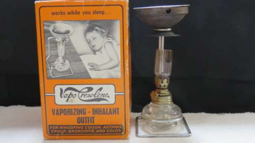 Vintage Boxed Vapo-Cresolene Vaporising Inhalant Outfit