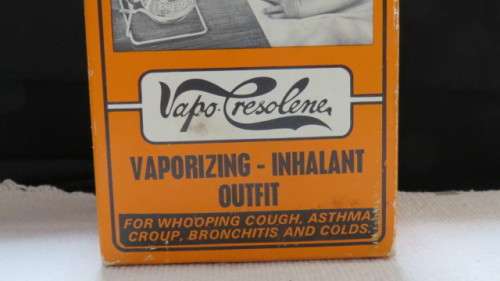 Vintage Boxed Vapo-Cresolene Vaporising Inhalant Outfit