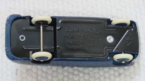 Lovely Vintage Boxed DeAgostini Mattel Dinky Toys Ford `Vedette 54` #24 X Scale 1:43 L: 10,5 cm
