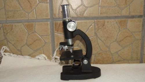 Vintage SNS Mini Microscope 50X 100X 200X 300X in Wooden Box Made in Japan 19 x 6,5 cm SOLD AS IS