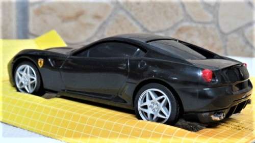 Boxed Hot Wheels Shell Helix Battery Operated Ferrari 599 GTB Fiorano Engine Start Sound 1:38