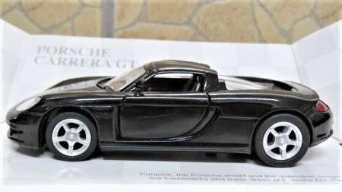 Boxed Kinsmart Die Cast Porsche Carrera GT With Pull Back Action #KT5081 Scale 1:36 L: 12,5 cm