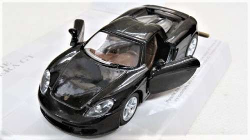 Boxed Kinsmart Die Cast Porsche Carrera GT With Pull Back Action #KT5081 Scale 1:36 L: 12,5 cm