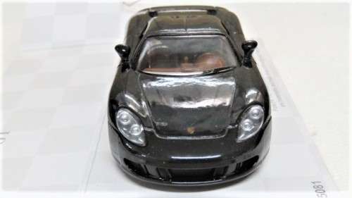 Boxed Kinsmart Die Cast Porsche Carrera GT With Pull Back Action #KT5081 Scale 1:36 L: 12,5 cm