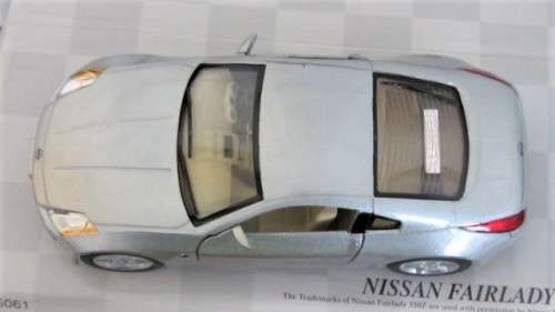 Boxed Kinsmart Scale Collection Models Die Cast Nissan Fairlady 350Z With Pull Back Action 1:34