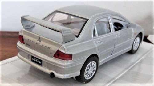Boxed Kinsmart Die Cast Mitsubishi Lancer Evolution VII With Pull Back Action #KT5052 1:36 13 cm