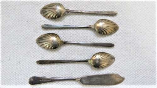 Lovely Collection of Vintage Silver Plate Forks, Spoons and Knives Details in Description