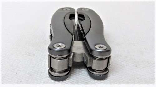 Superb Assagai Multi Tool With Nylon Belt Pouch L: 10 cm (When Closed)