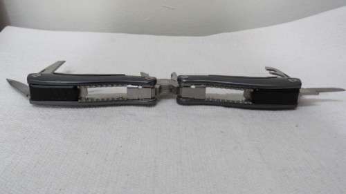 Superb Assagai Multi Tool With Nylon Belt Pouch L: 10 cm (When Closed)