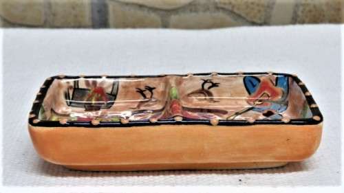 Lovely Vintage Nivek Africa Zimbabwe Handpainted Small Pottery 2 Division Dish Signed 11 x 6 cm