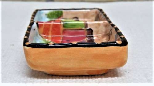 Lovely Vintage Nivek Africa Zimbabwe Handpainted Small Pottery 2 Division Dish Signed 11 x 6 cm