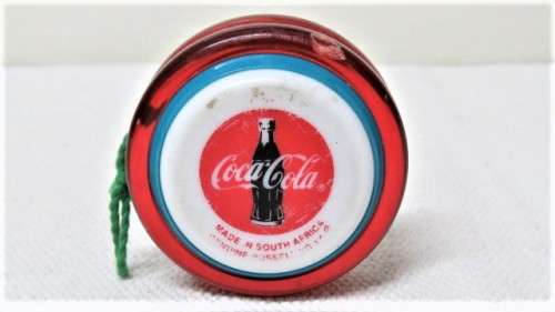 Awesome Vintage 1980`s Genuine Russel Coca-Cola Super Yo-Yo With String 60 x 35 mm