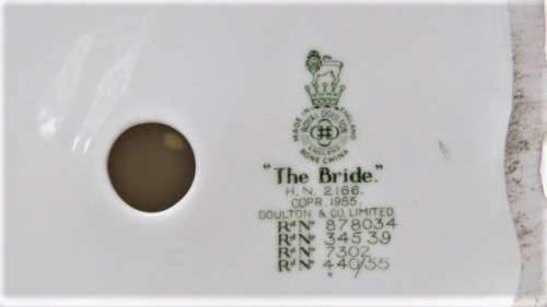 Gorgeous Vintage 1955 Royal Doulton Bone China `The Bride` Figurine #HN2166 H: 21 cm