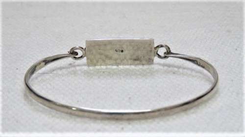 Fabulous Vintage Sterling Silver Hinged Bangle With Mother of Pearl Inlay 65 x 52 mm (10.5 g)