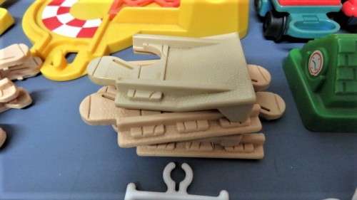 Awesome Vintage 1990`s Fischer-Price Little People Train Set SOLD AS IS