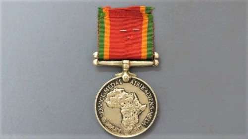 Four WW II Silver Africa Service Medals Issued to Various People Details in Description 136.9 g