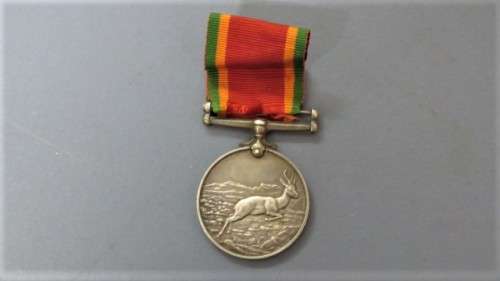 Four WW II Silver Africa Service Medals Issued to Various People Details in Description 136.9 g