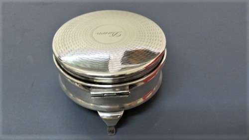 Beautiful Antique Hallmarked Sterling Silver (.925) Footed Round Pin Box 45 x 70 mm 113 g