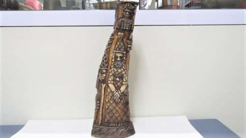Stunning Vintage (Possibly 1920`s) Ashanti African Hand Carved Bone Leg H: 38 cm