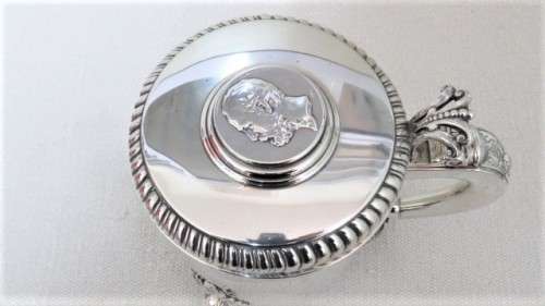 Exquisite Antique Swedish Hallmarked C.G. Hallberg 1898 Silver Pint Tankard H: 15 cm (702 g)