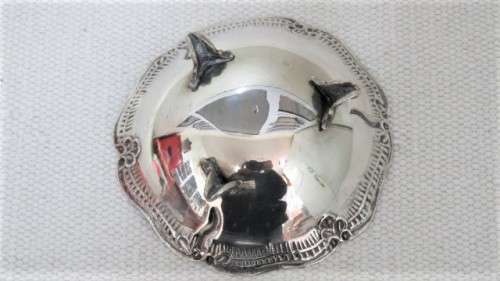 Lovely Vintage .900 Silver Three Footed Small Bowl Garland Decoration D: 90 mm (42 g)