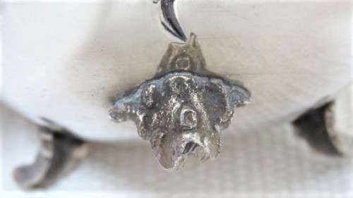 Lovely Vintage .900 Silver Three Footed Small Bowl Garland Decoration D: 90 mm (42 g)