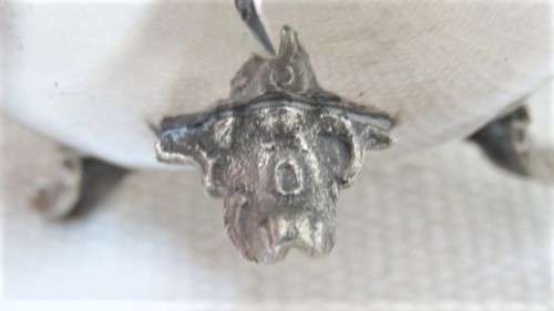 Lovely Vintage .900 Silver Three Footed Small Bowl Garland Decoration D: 90 mm (42 g)