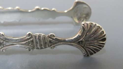 Antique Hallmarked Georgian Silver Sugar Tongs (Possibly London 1761) L: 135 mm (41 g)