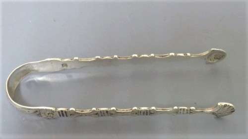 Antique Hallmarked Georgian Silver Sugar Tongs (Possibly London 1761) L: 135 mm (41 g)