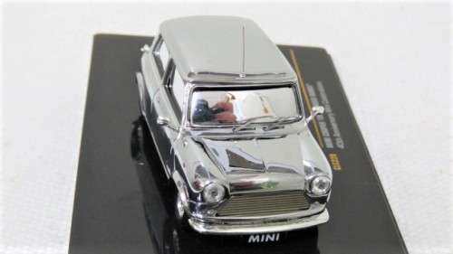 Boxed Ixo Models Die Cast Mini Cooper 1999 `David Bowie` 40th Anniversary Mini Celebrations 1:43